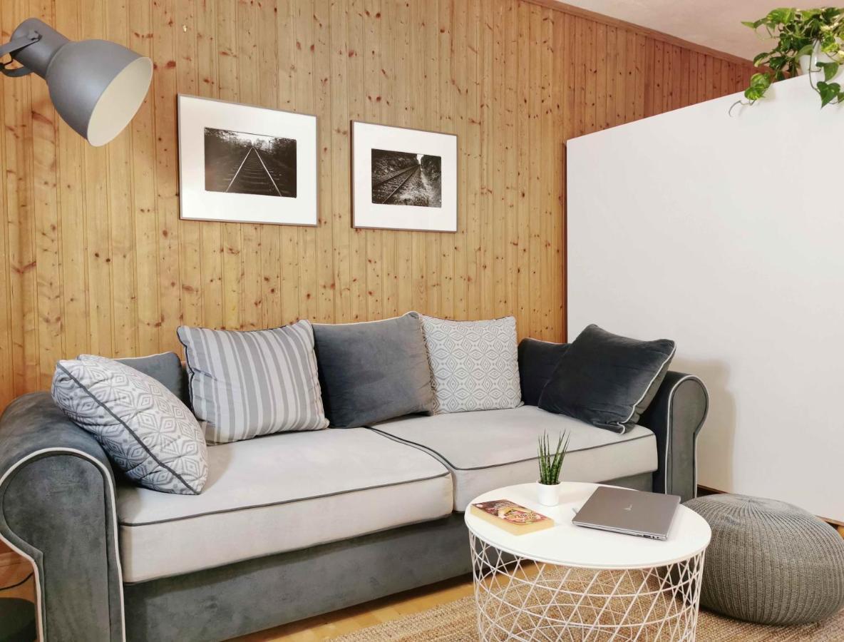 Ferienwohnung Himmelberg 80m2 in der Altstadt und toll für Familien Klagenfurt am Wörthersee Exterior foto